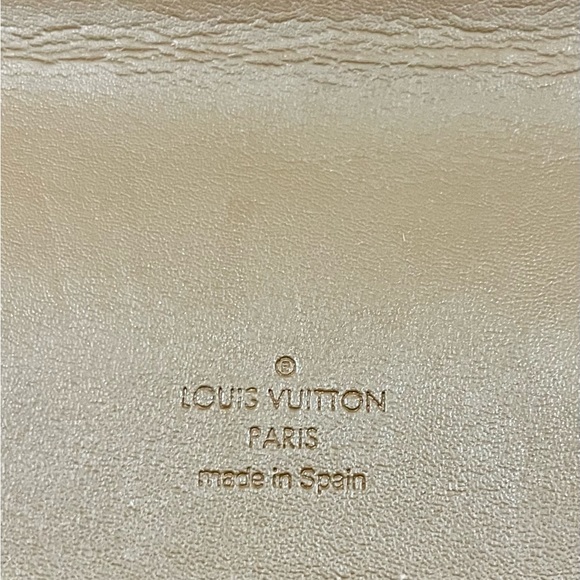 Authentic Vintage Louis Vuitton Thompson St Vernis Leather bronze shoulder bag - Picture 10 of 16